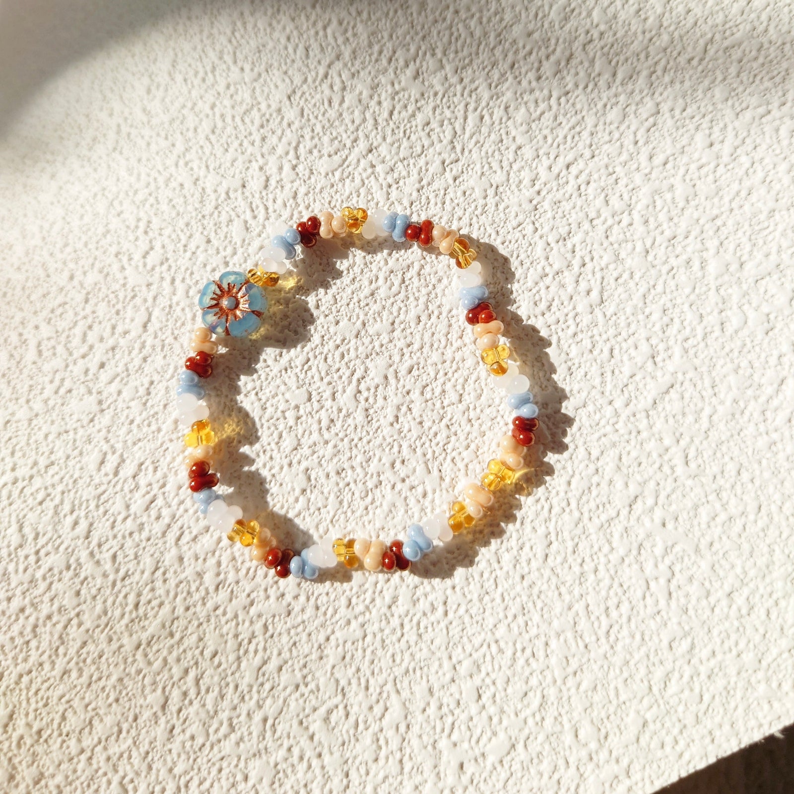 Handmade blue Czech glass bead bracelet for boho summer by Jouvi