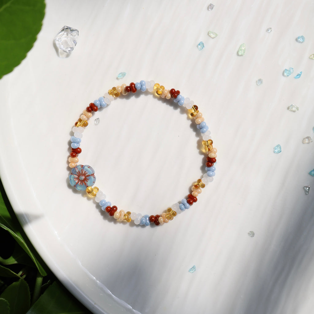 Handmade blue Czech glass bead bracelet for boho summer by Jouvi