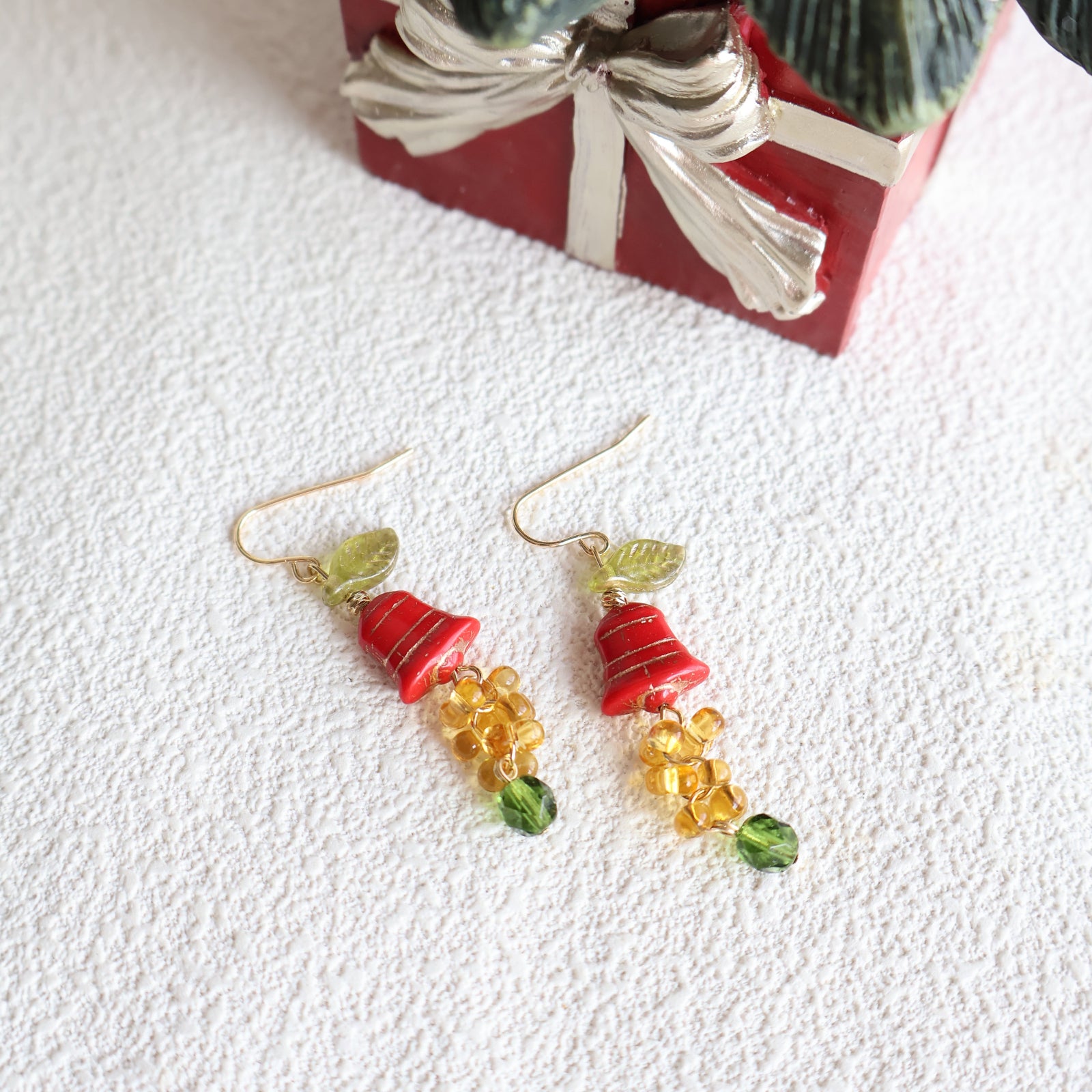 Red Bell Leaf Beaded Earrings